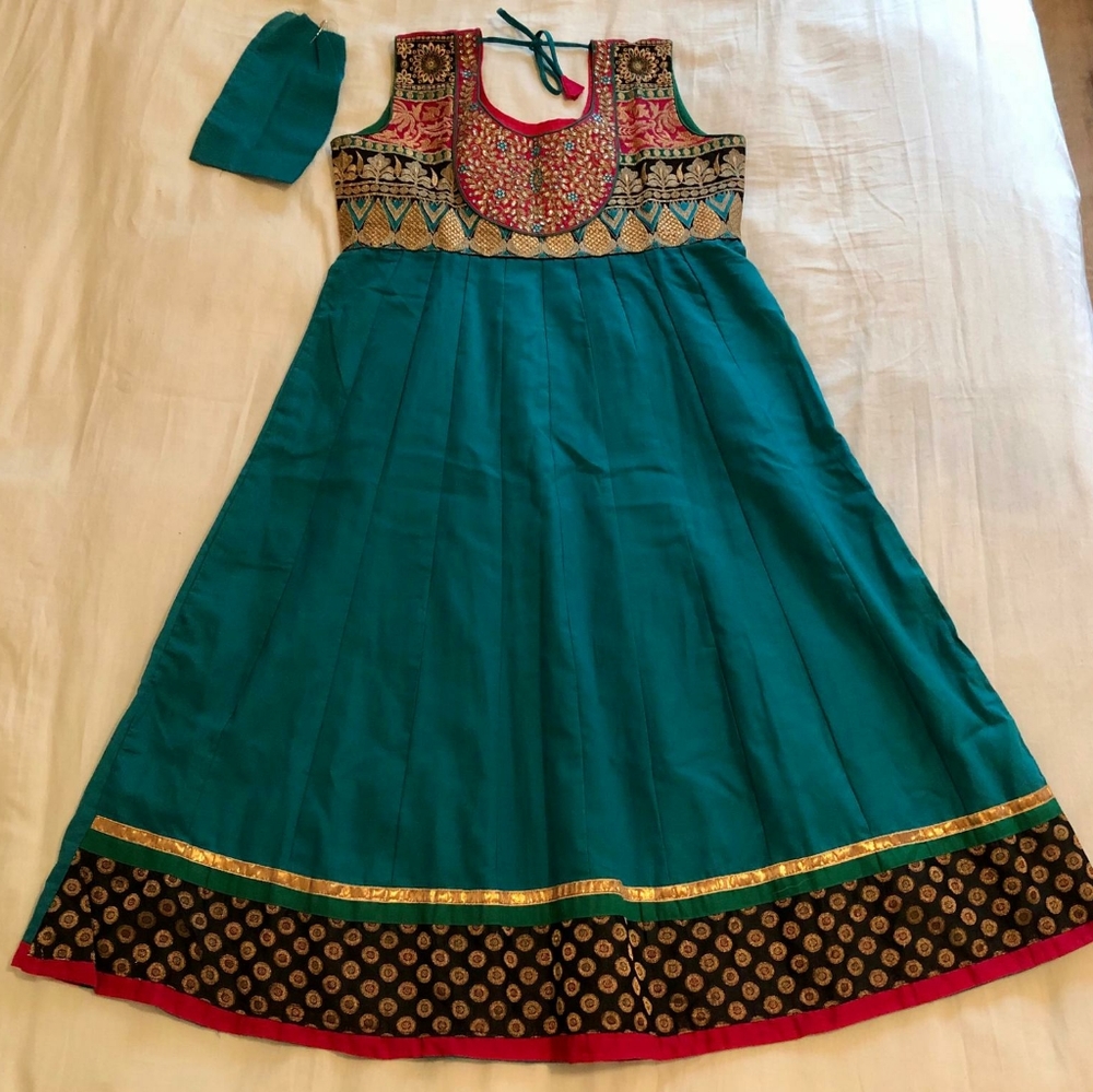Indian Womens Salwar Kameez/ Anarkali